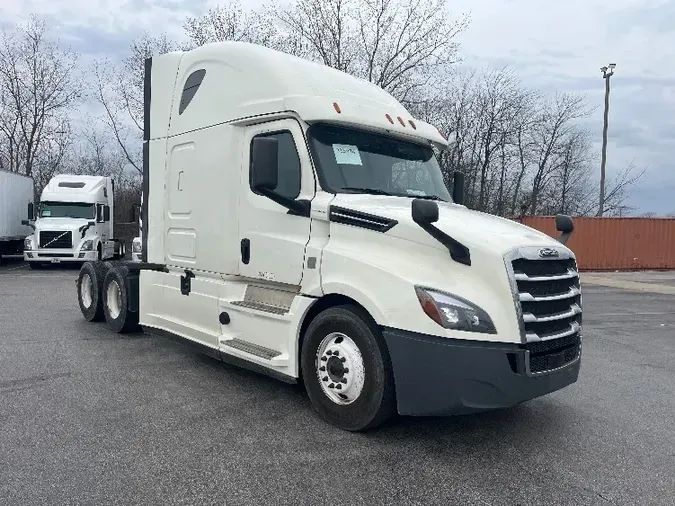 2018 Freightliner T12664ST9e2473e675ae890af0f837a648c700df