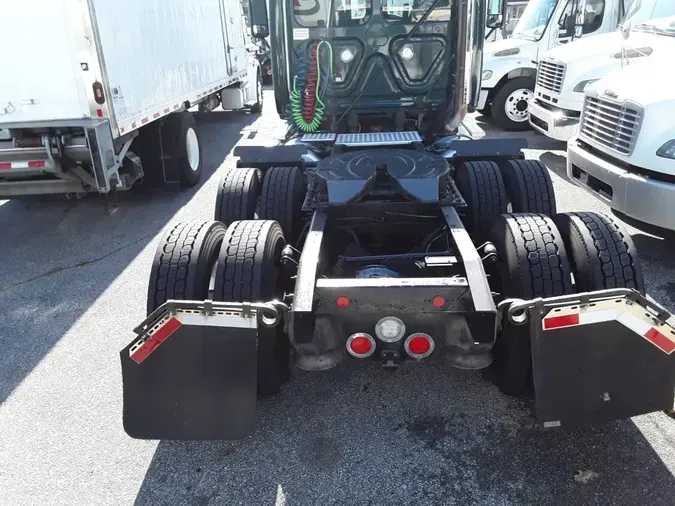 2019 FREIGHTLINER/MERCEDES CASCADIA 125