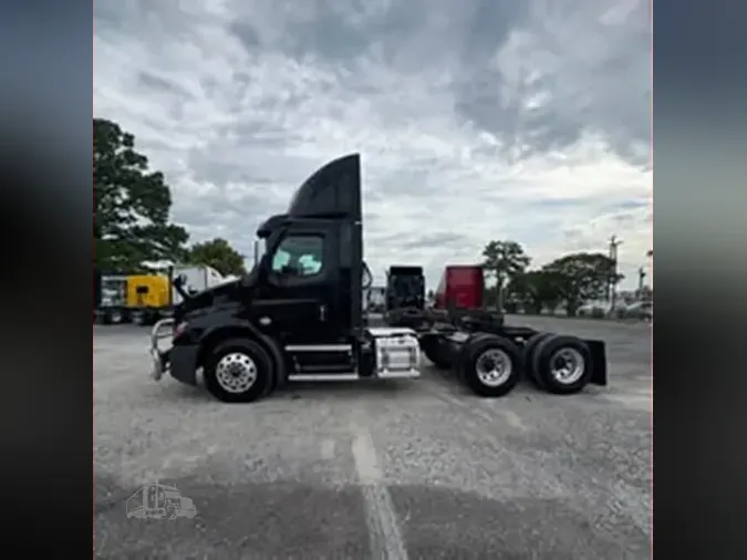2023 FREIGHTLINER CASCADIA 1169e277c5b42377fa2cd697c30fe717bcf