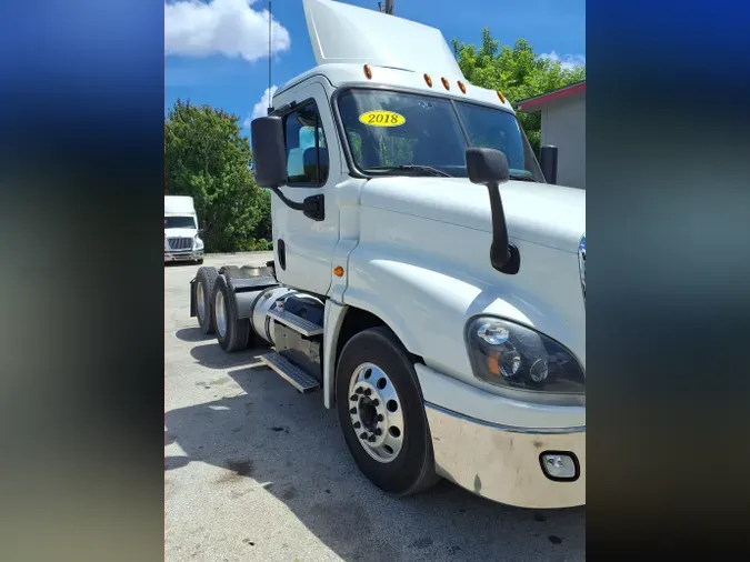 2018 FREIGHTLINER/MERCEDES CASCADIA 125