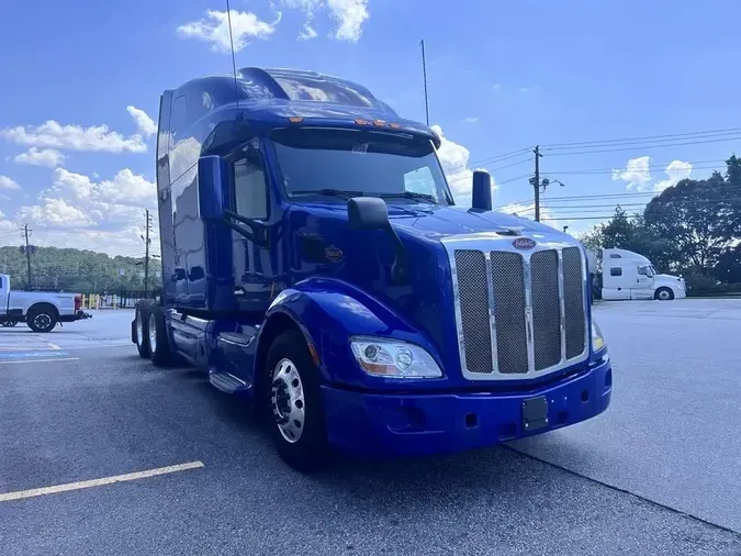 2022 Peterbilt 579