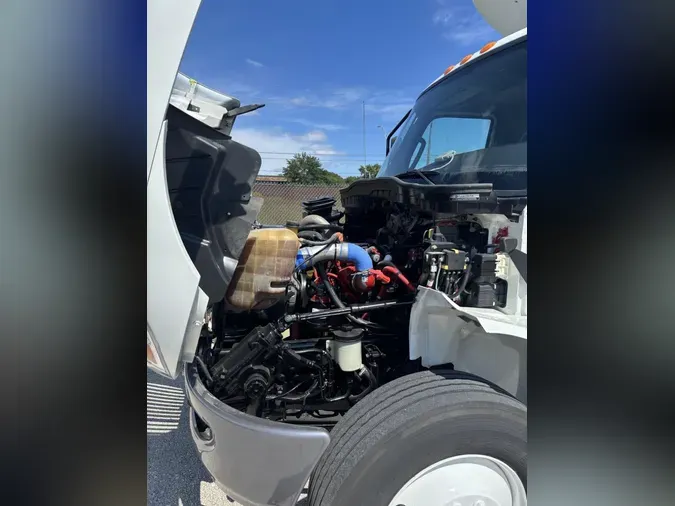 2019 International MV6079e28c11cb3d9cae4c5aba28e265fce28