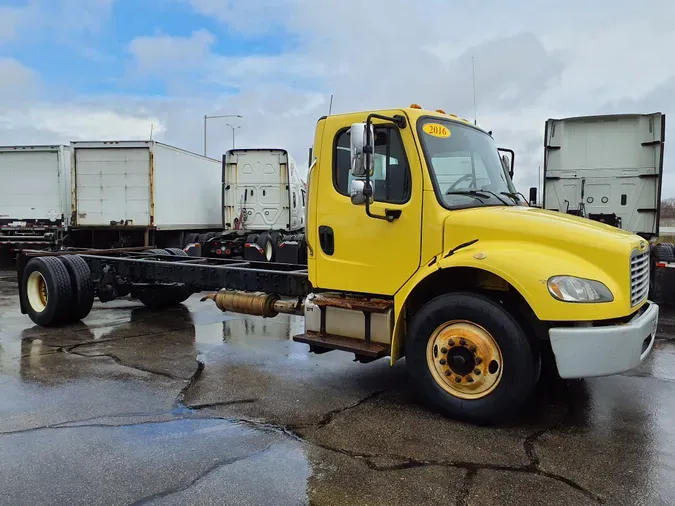 2016 FREIGHTLINER/MERCEDES M2 106