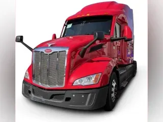 2023 Peterbilt 579