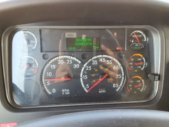 2019 FREIGHTLINER M2 106