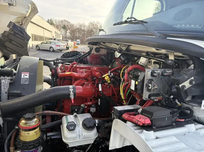 2020 Freightliner Business Class M2 106