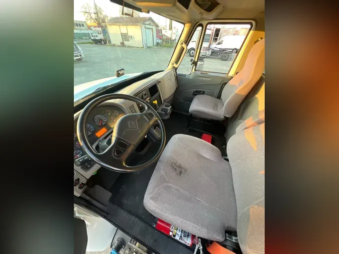 2019 NAVISTAR INTERNATIONAL 4300
