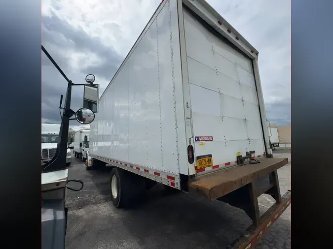 2020 FREIGHTLINER/MERCEDES M2 106