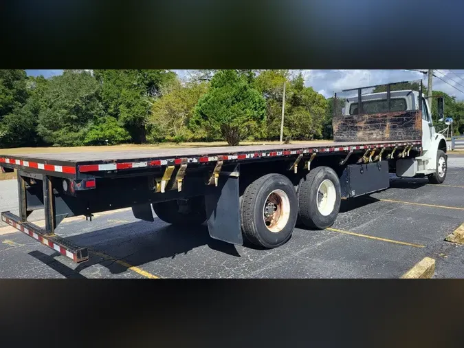 2016 FREIGHTLINER M2 106