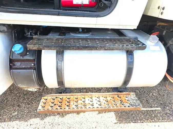 2019 NAVISTAR INTERNATIONAL 4300 SBA