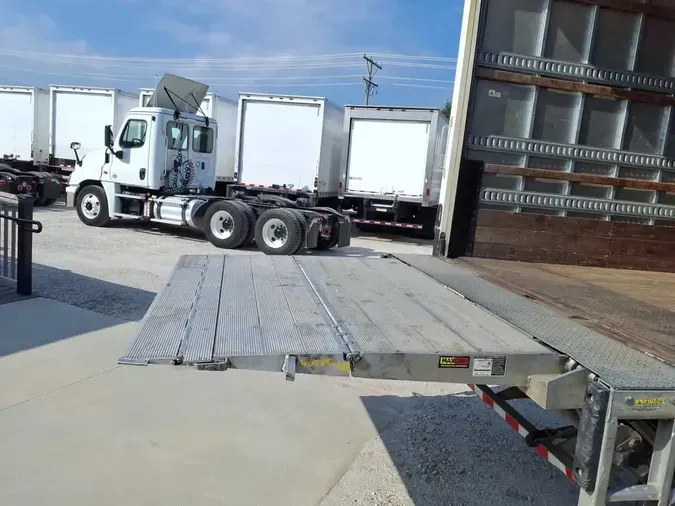 2020 NAVISTAR INTERNATIONAL MV607 (4X2)