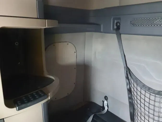 2017 FREIGHTLINER/MERCEDES CASCADIA 125