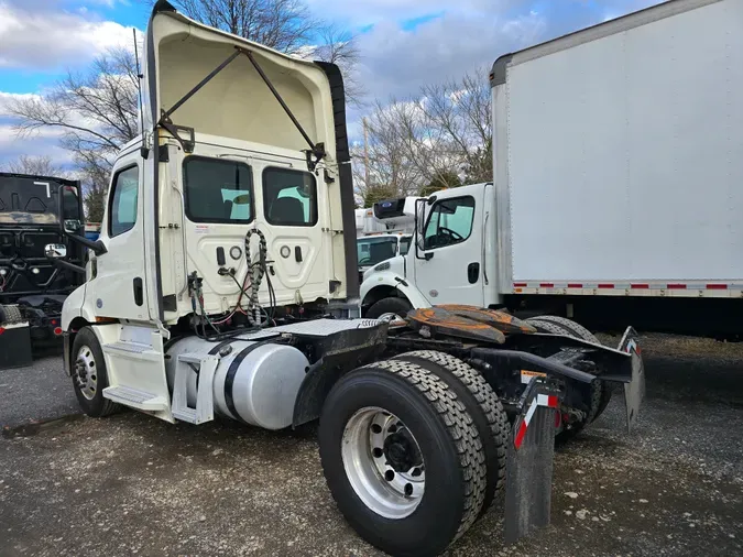 2019 FREIGHTLINER/MERCEDES NEW CASCADIA 116