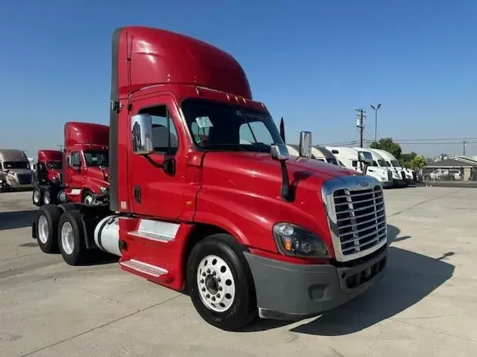 2020 Freightliner Cascadia