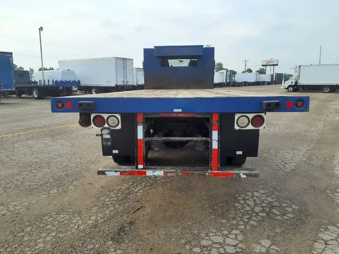 2016 FREIGHTLINER M2 106