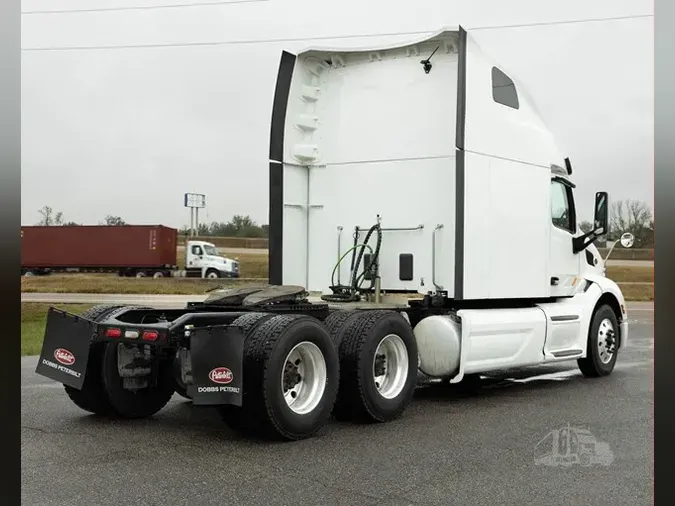 2022 PETERBILT 579