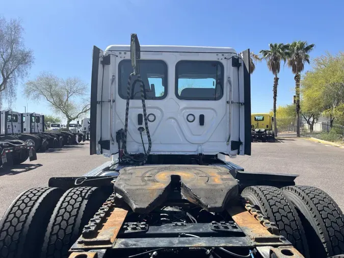 2022 Freightliner Cascadia
