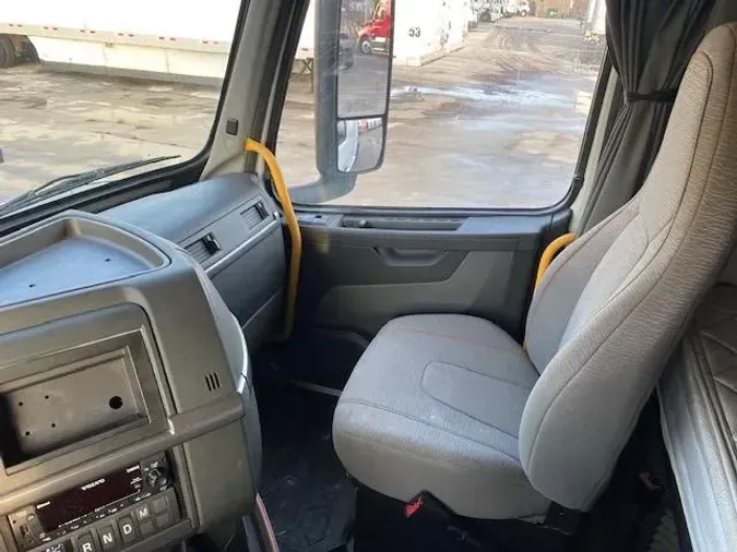 2023 Volvo VNR64T4009e5684691e26e4c0bc5d5fea9585a28b