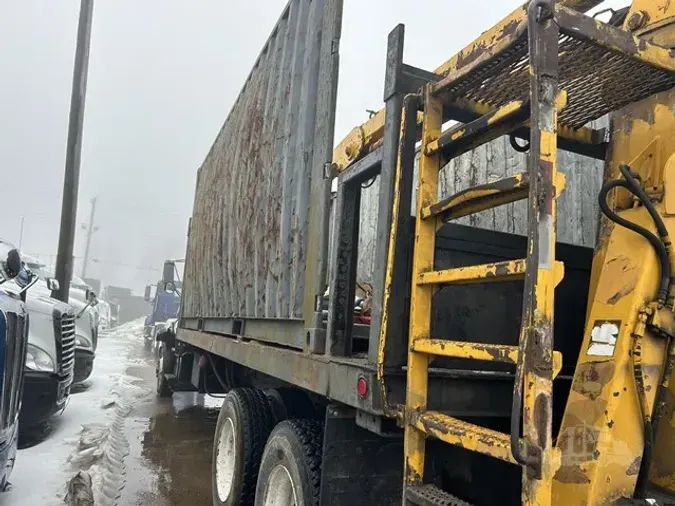 2000 STERLING LT7500