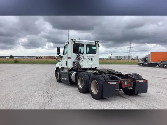 2019 Freightliner Cascadia 1269e5c33b973f2d616e068c81023163715