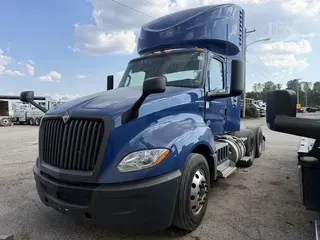 2021 INTERNATIONAL LT
