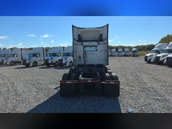 2019 Volvo VNL3009e68801ad03397c55ead832e0b90c67c