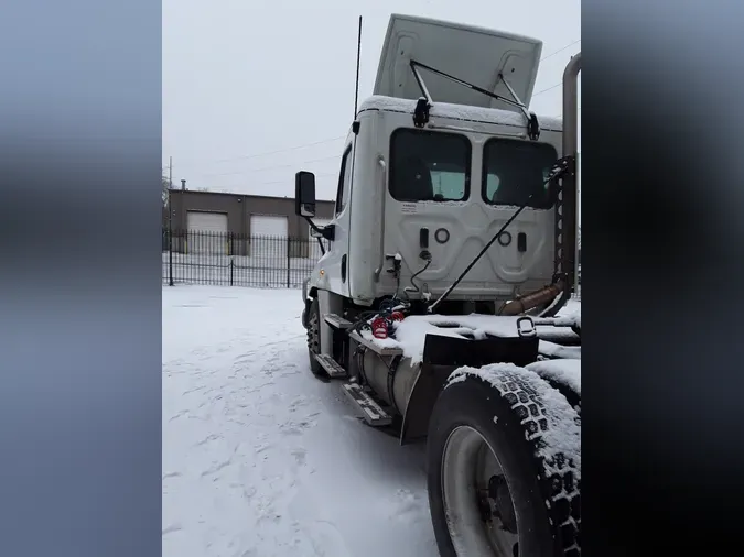 2019 FREIGHTLINER/MERCEDES CASCADIA 125