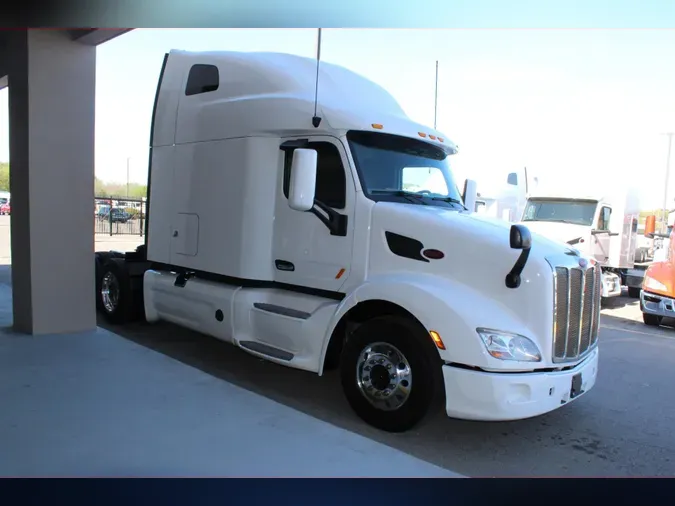 2022 Peterbilt 579