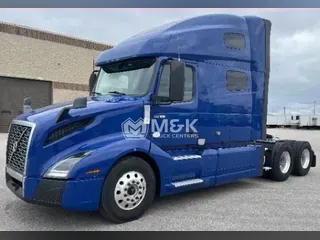 2019 VOLVO VNL64T760