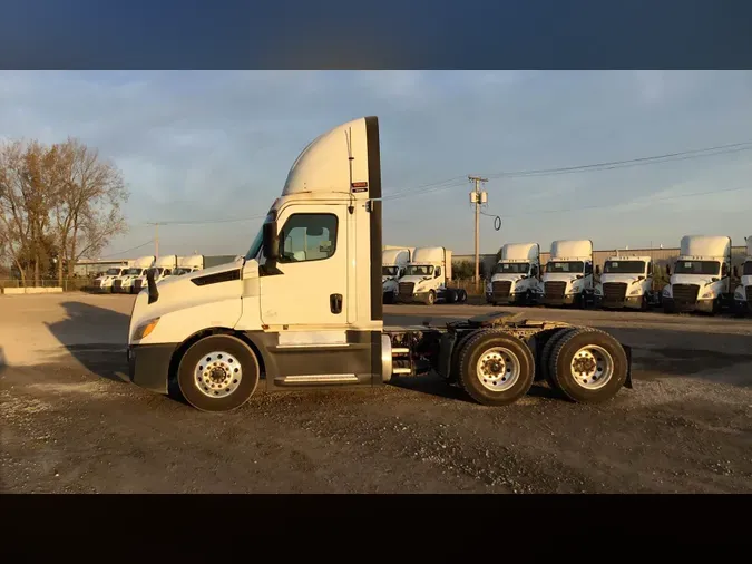 2020 Freightliner Cascadia 1269e703355dce70b99e2ee2d2f6c939736