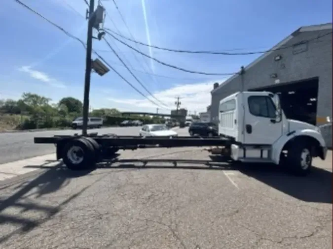 2019 FREIGHTLINER/MERCEDES M2 106