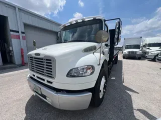 2017 FREIGHTLINER/MERCEDES M2 106