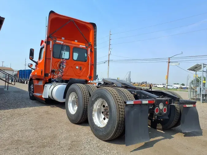 2019 FREIGHTLINER/MERCEDES NEW CASCADIA PX126649e760c86f4ba07aa9bf37b8619e14e55