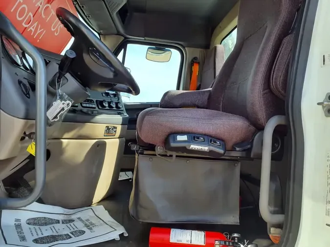 2019 FREIGHTLINER CASCADIA 125
