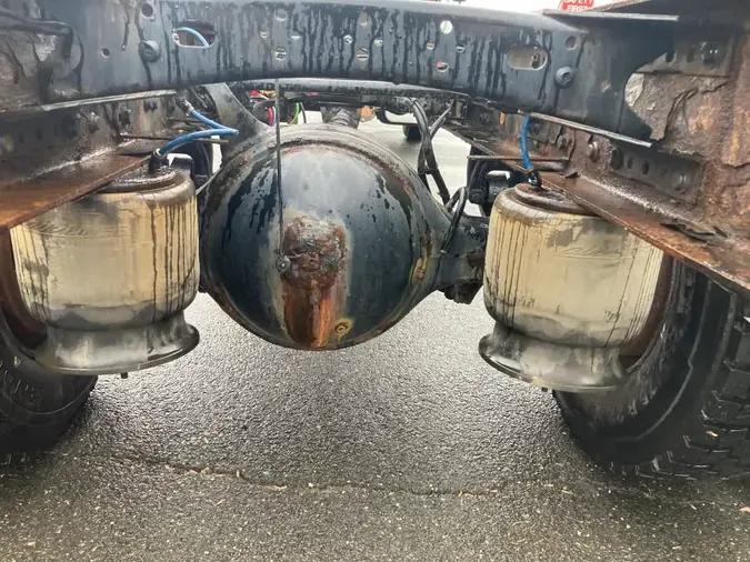 2019 FREIGHTLINER/MERCEDES M2 106