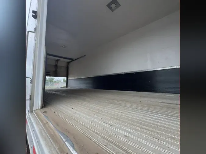 2020 FREIGHTLINER M2 106