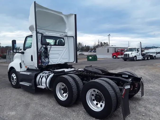 2018 NAVISTAR INTERNATIONAL LT625 DAYCAB T/A