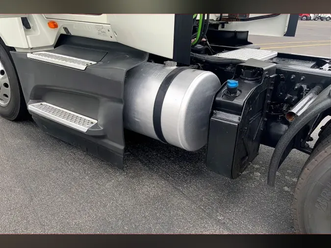 2021 INT LT625 6x4