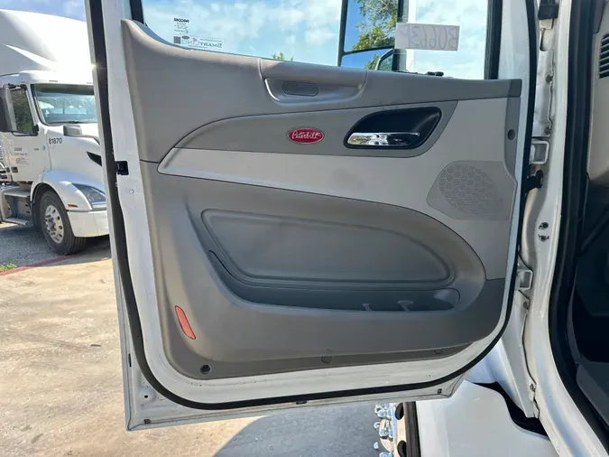 2019 PETERBILT 579