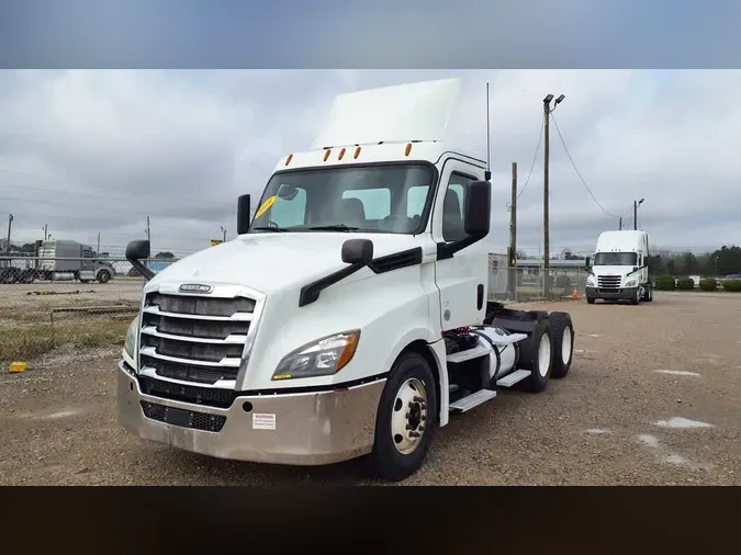 2019 FREIGHTLINER/MERCEDES NEW CASCADIA PX126649e853b6e09c12cd272d930125240bed1