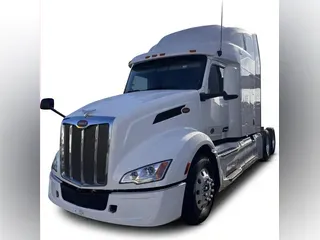 2022 Peterbilt 579