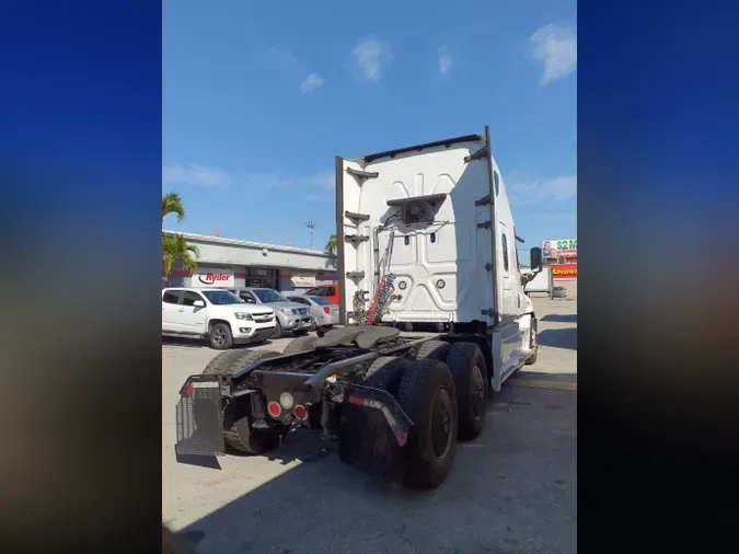 2020 FREIGHTLINER/MERCEDES CASCADIA 125