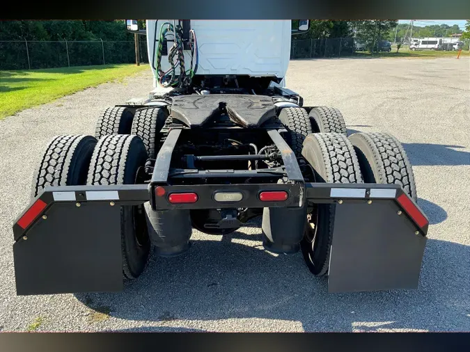 2019 INT LT625 6x4