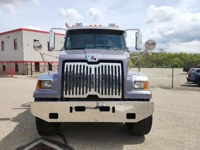 2017 Western Star 4700