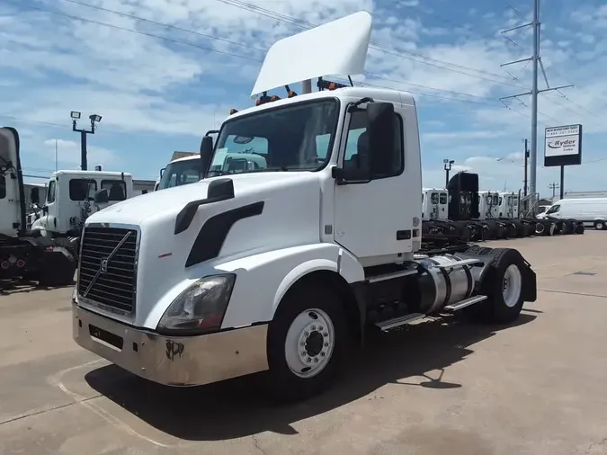 2016 VOLVO VNL42TRACTOR9e8bb4cdd1423d0f5b39ee7dd3efa754