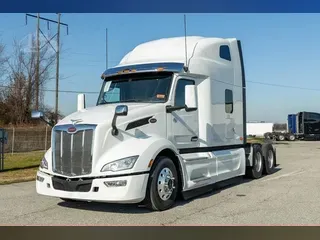 2022 PETERBILT 579