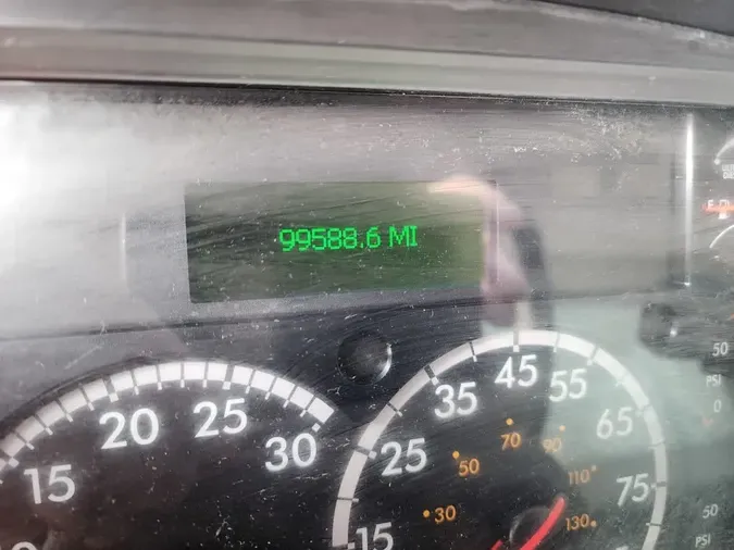 2018 FREIGHTLINER/MERCEDES M2 106