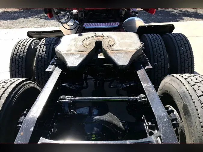 2021 INT LT625 6x49e9134d52b20e4fafd3e25fb1b38605d