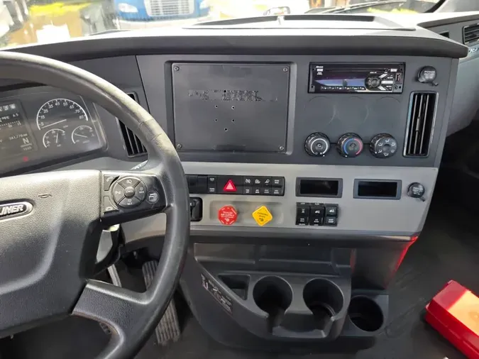 2018 FREIGHTLINER NEW CASCADIA PX12664