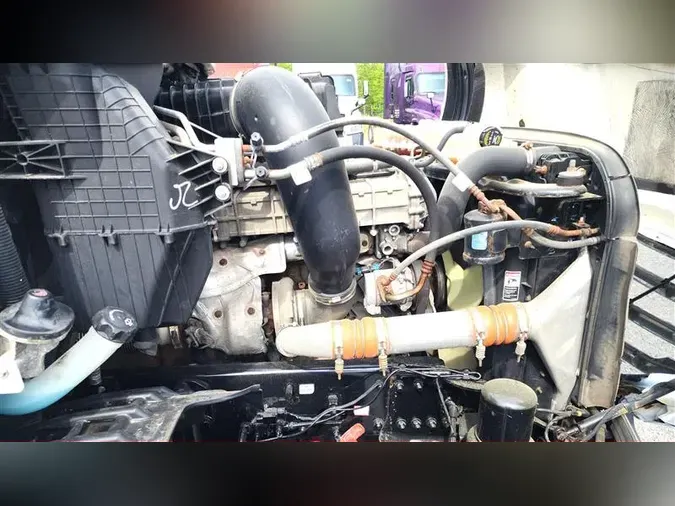 2020 FREIGHTLINER CA126